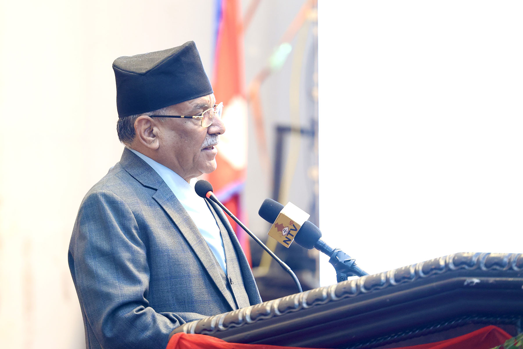 प्रतिस्पर्धात्मक जनशक्ति उत्पादनमा केन्द्रित हुन नवनियुक्त उपकुलपतिहरूलाई प्रधानमन्त्रीको निर्देशन