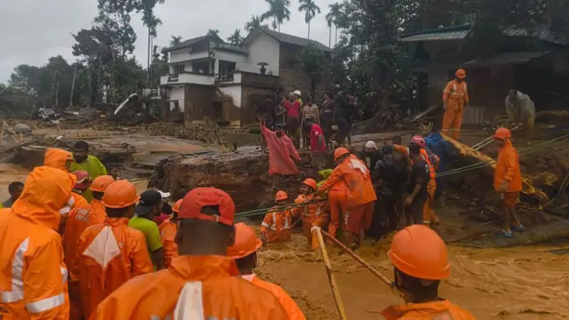 भारतमा पहिरोमा परी ६३ जनाको मृत्यु