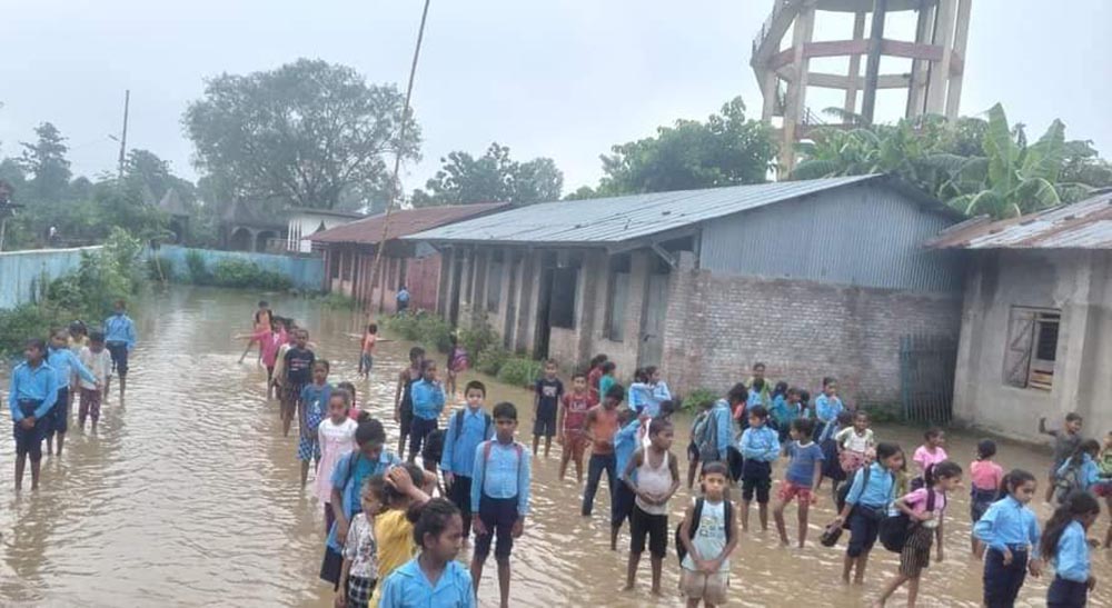 आजबाट खुल्यो सामुदायीक बिद्यालय, भर्ना हुन थाले बालबालिका
