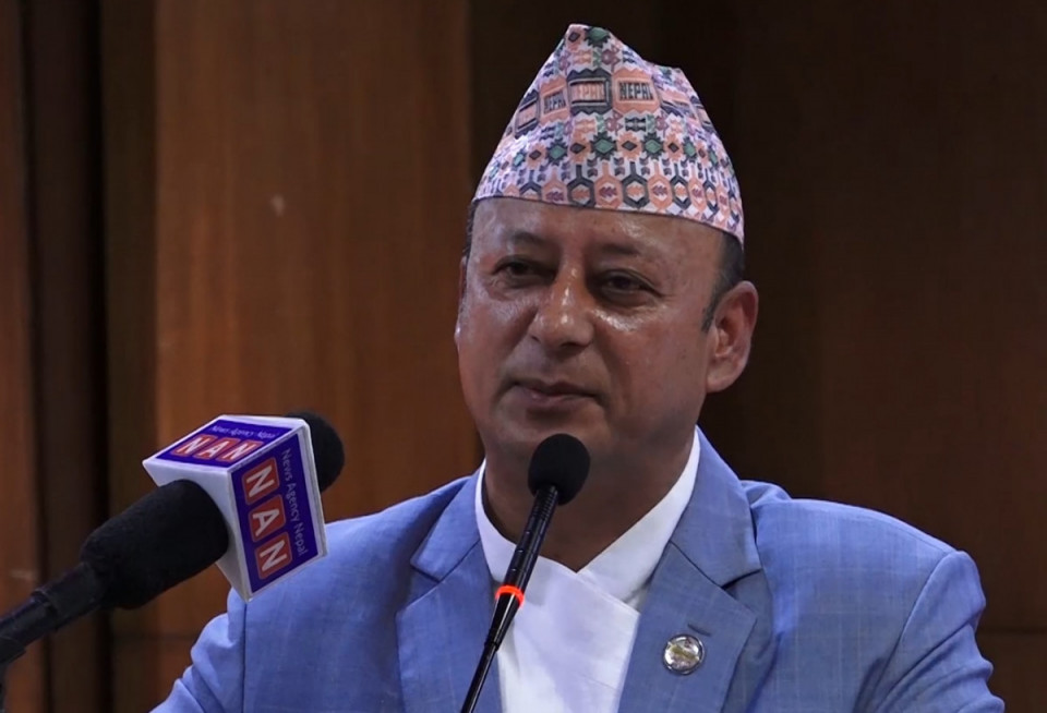 उद्योगको लाईन काट्नु घाँटी काट्नु सरह हो, उद्योगको लाईन नकाट्नु : उर्जामन्त्री खड्का
