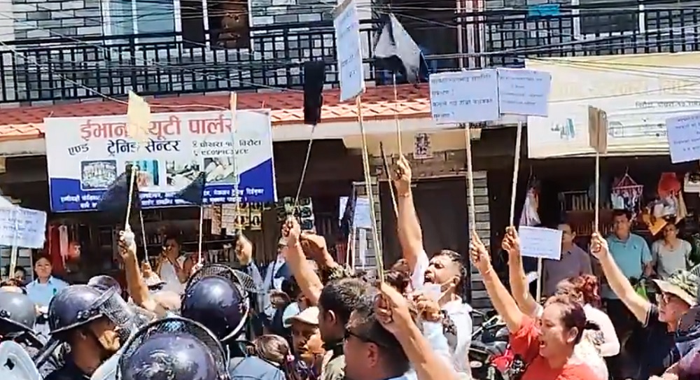 सहकारीमा प्रत्यक्ष नजोडिएका रवि समातिए, ठगीमा संलग्न भनिएका धनराज र पोखरेल पक्राउ कहिले ?