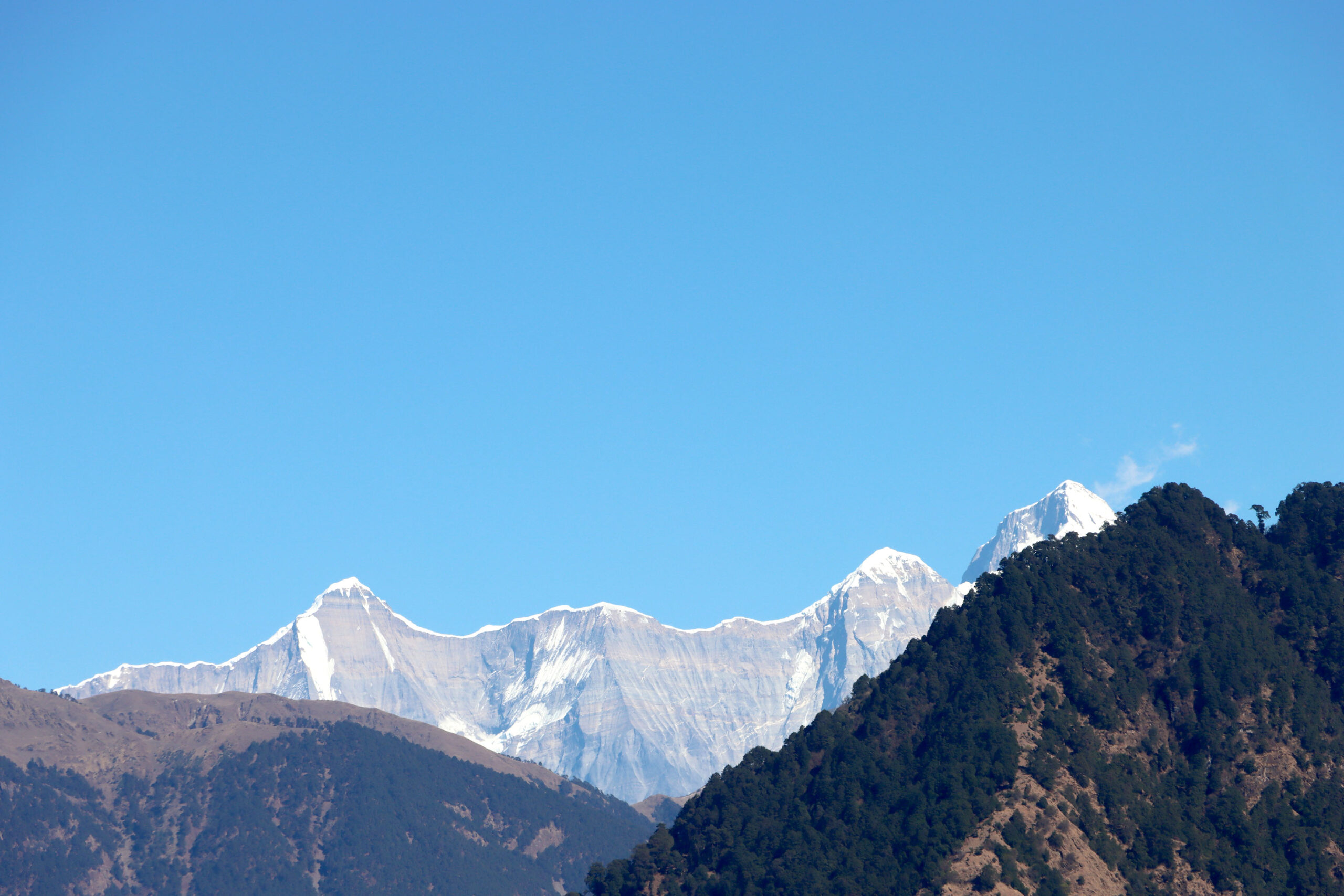 पुथा हिमाल !