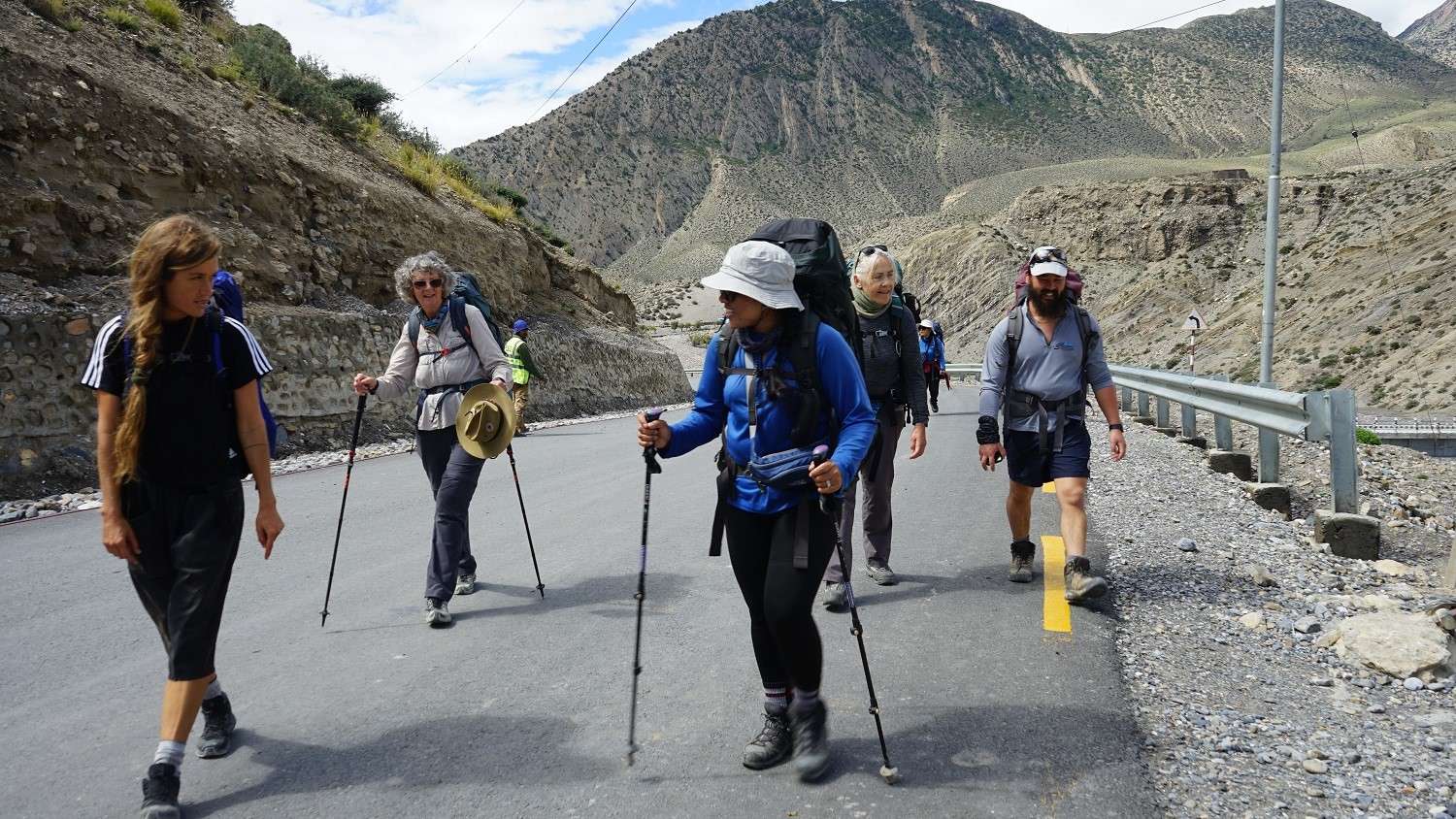 नेपालमा बढ्न थाले बिदेशी पर्यटक, अप्रील महिनामा एक लाख १६ हजार बढी भित्रिए