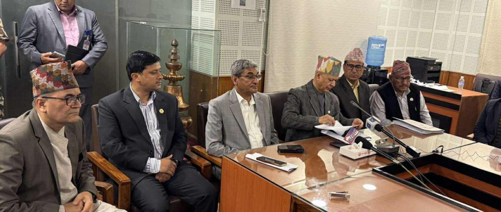 १५ असारभित्र विद्यालय शिक्षा ऐन जारी गर्ने प्रतिबद्धता