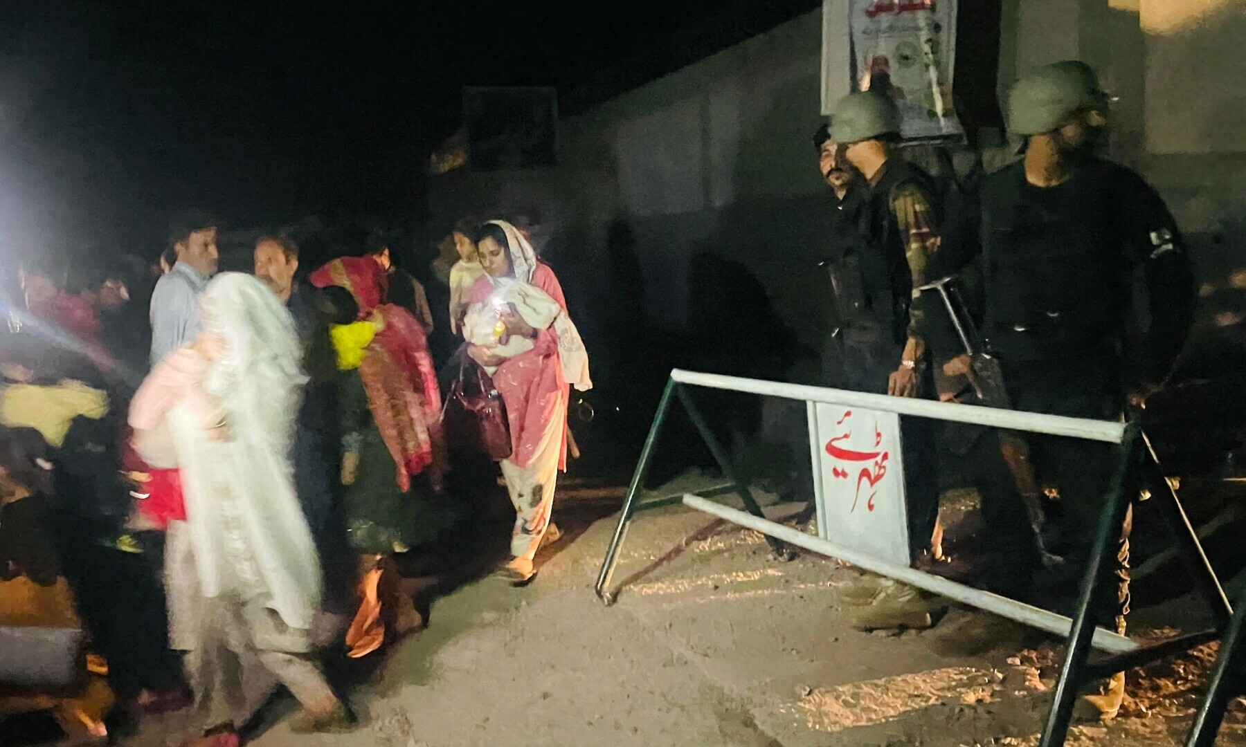 भारतद्धारा पाकिस्तानको कास्मीरमा आक्रमण , ३० सर्वसाधारणको मृत्यु