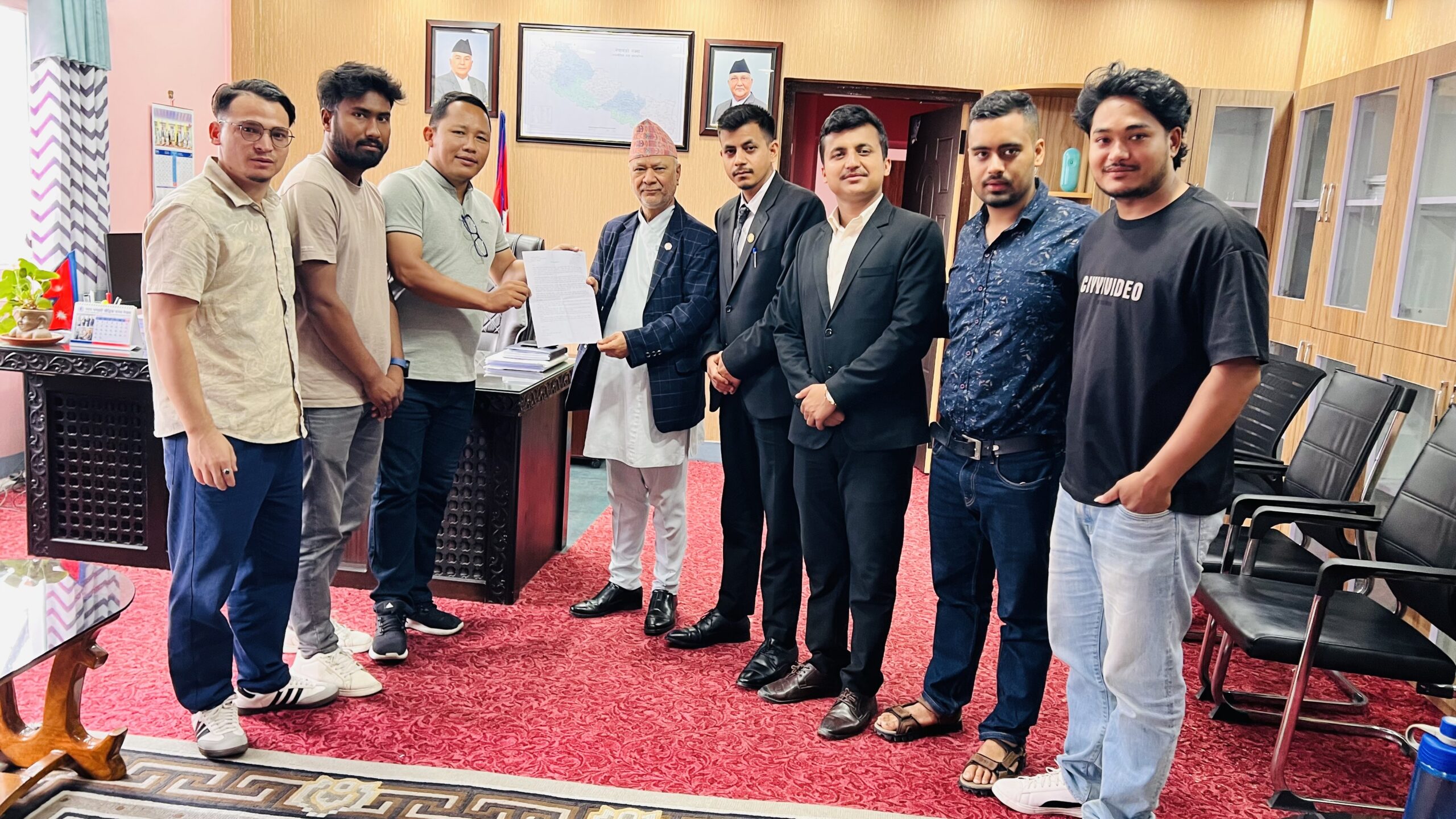 विदेशी सम्बन्धनका कलेजमाथि छानबिन गर्न नेविसंघको माग
