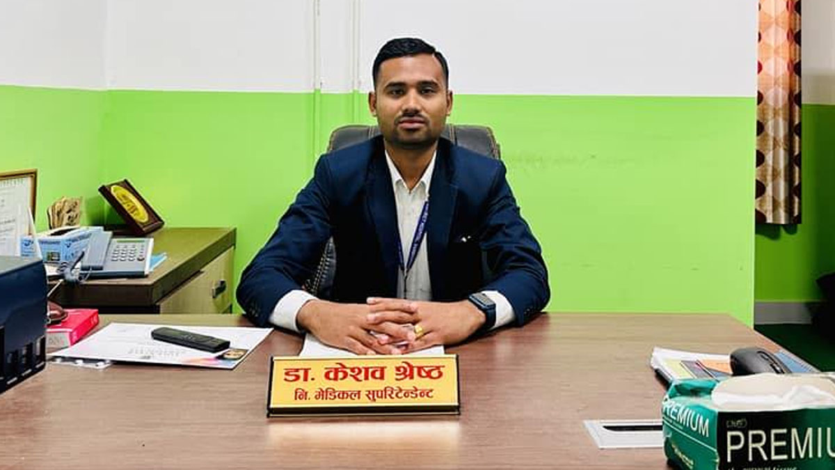 फेसबुकमा अलविदा लेखेर डा. केशब श्रेष्ठ सम्पर्क बिहीन, खोज्दै प्रहरी