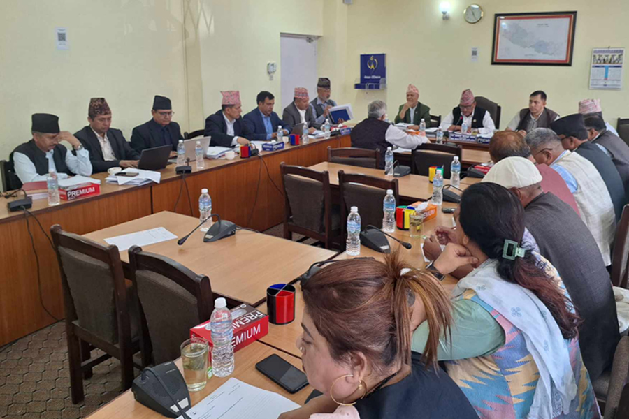 निजी बिद्यालयलाई निषेध गरेर जान सकिदैन : शिक्षा मन्त्री