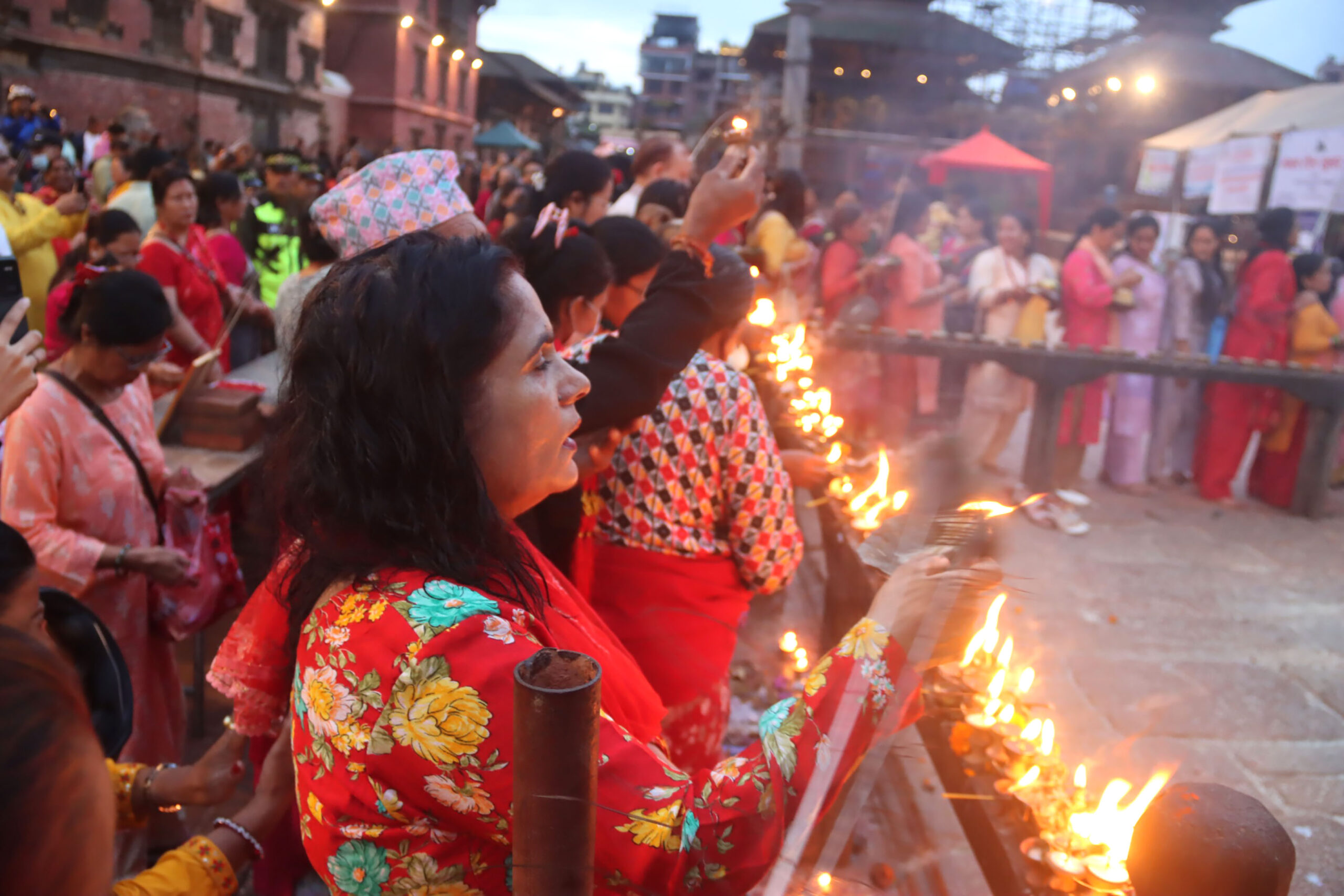 भाद्रकृष्ण अष्टमी : देशभरका श्रीकृष्णमन्दिरमा बिहानैदेखि भक्तजनको घुइँचो