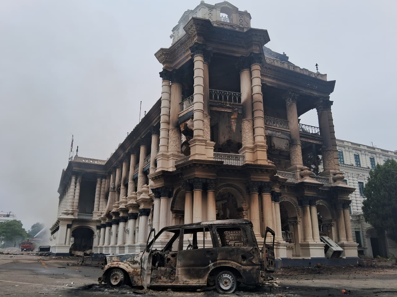 इतिहास बोकेर फेरि उभिनेछ सिंहदरबार