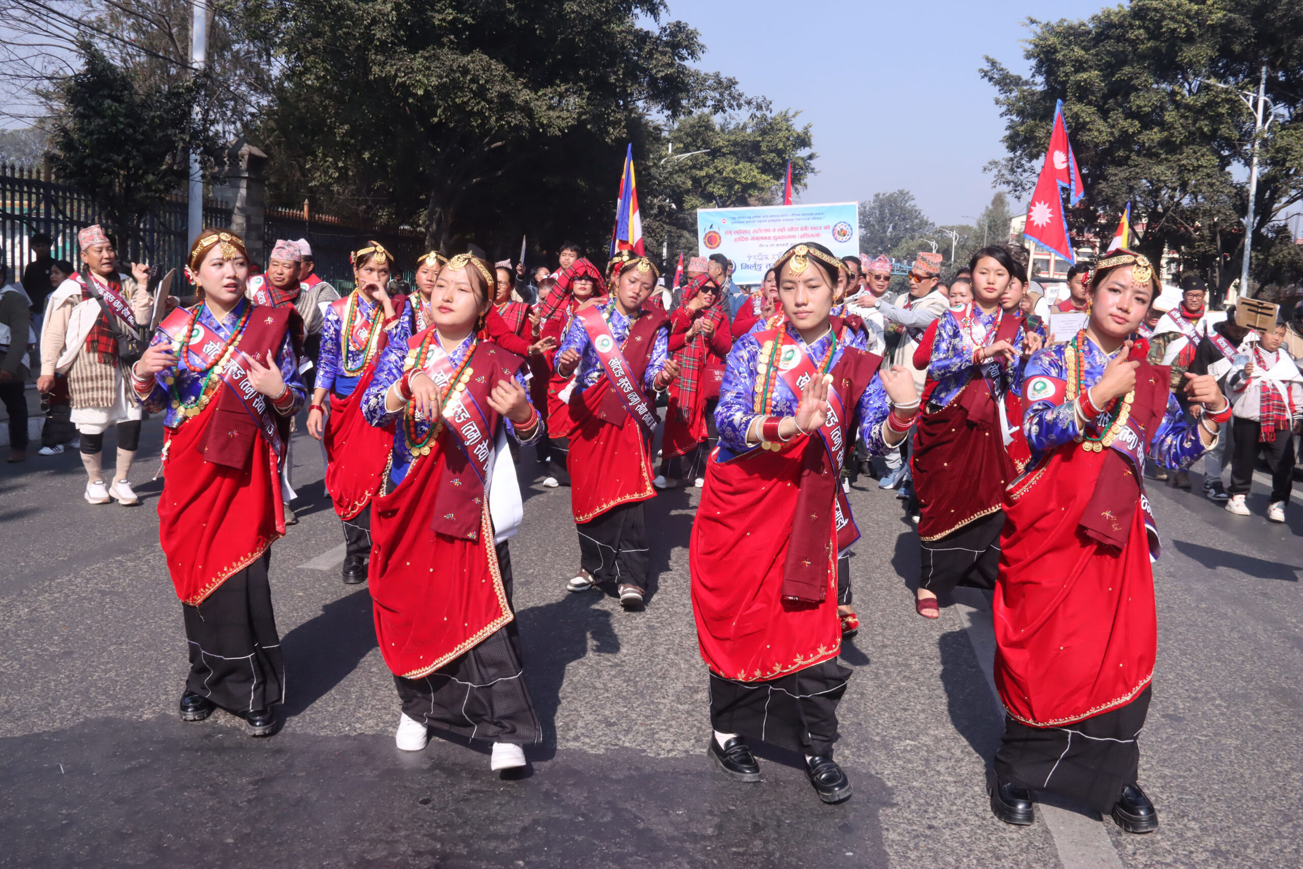टुडिँखेलमा तमु ल्होसारको रौनक