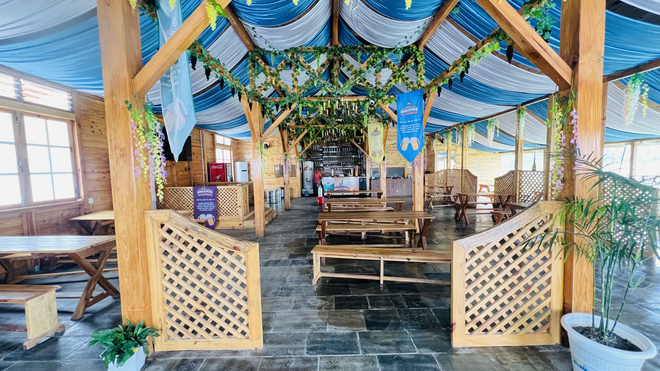 रुपन्देहीको चिलियामा बारासिङ्गे बियर गार्डेनस् पश्चिम नेपालका बियर पारखीहरूको नयाँ गन्तव्य