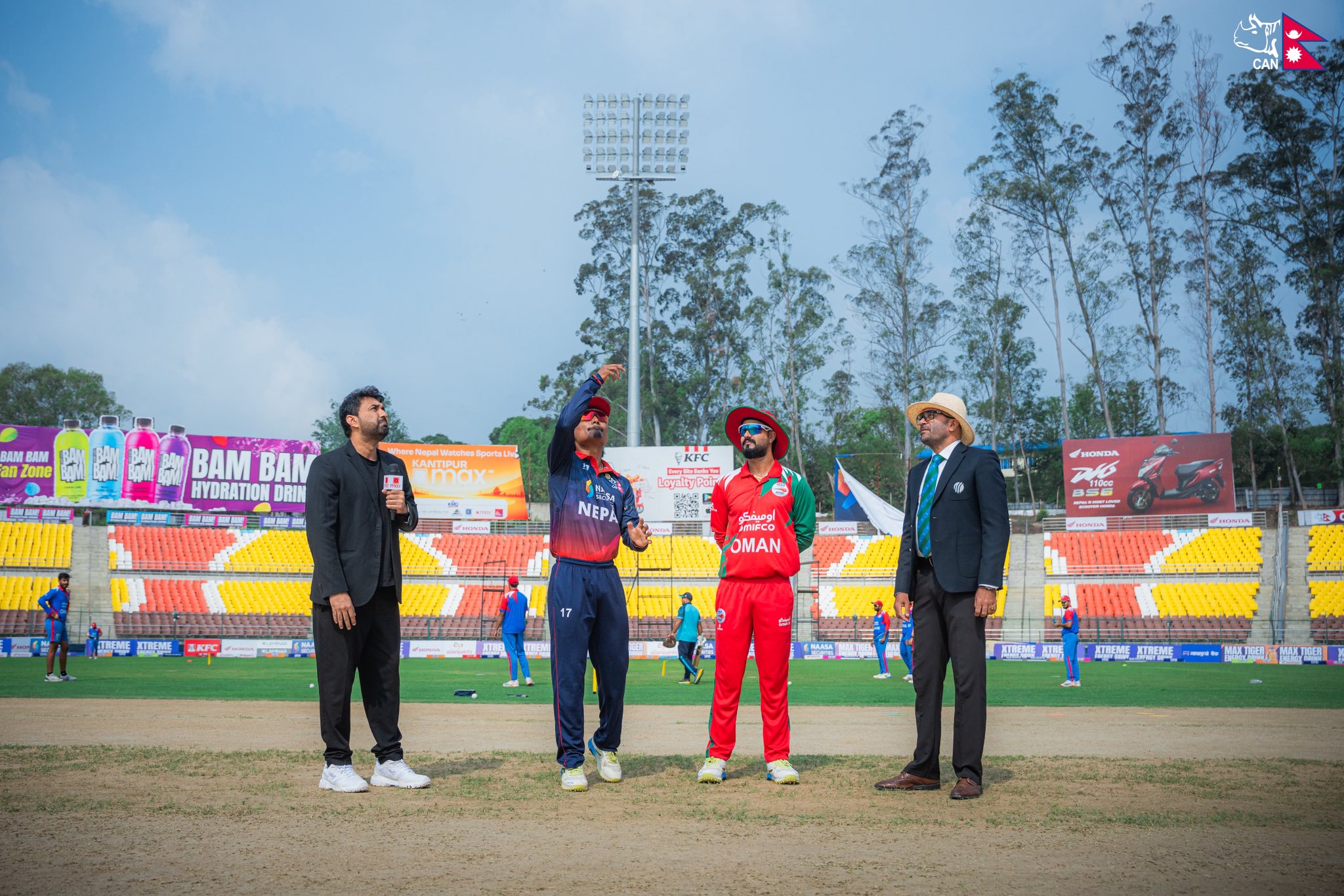 आइसिसी विश्वकप क्रिकेट लिग–२ : ओमानविरुद्धको खेलमा नेपालले बलिङ गर्दै
