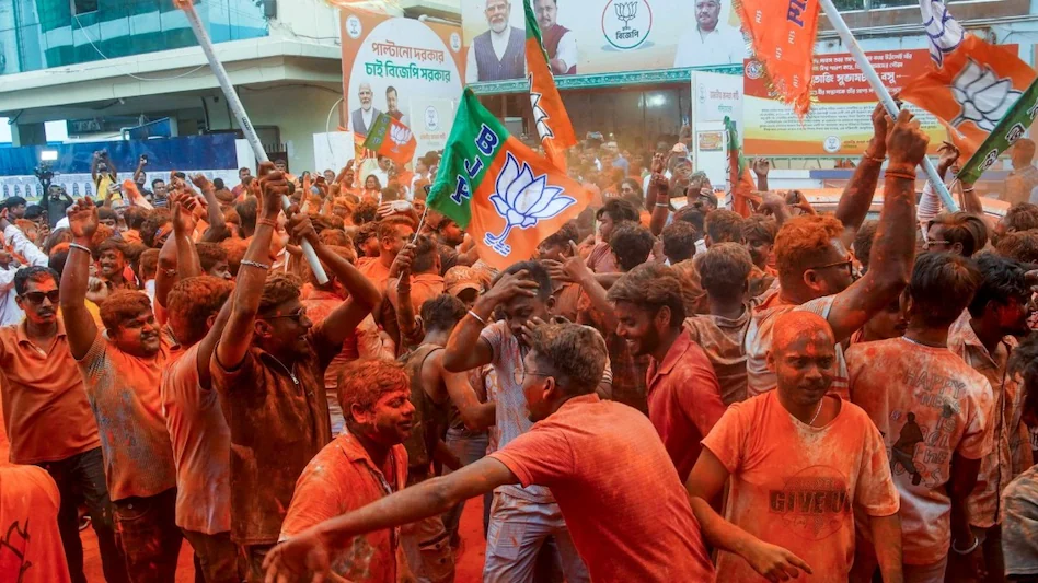 भारतमा वामपन्थी किल्ला अन्त्य: ५० वर्षपछि कुनै पनि राज्यमा रहेन वाम दलको सरकार, केरलमा कांग्रेसको जित