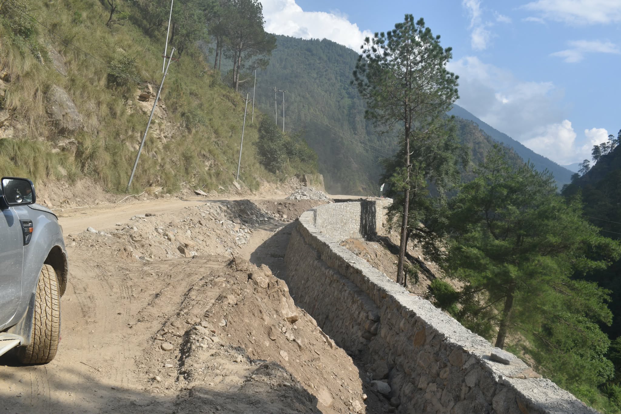 स्याफ्रुबेँसी-रसुवागढी खण्डमा स्तरोन्नति गरिँदै