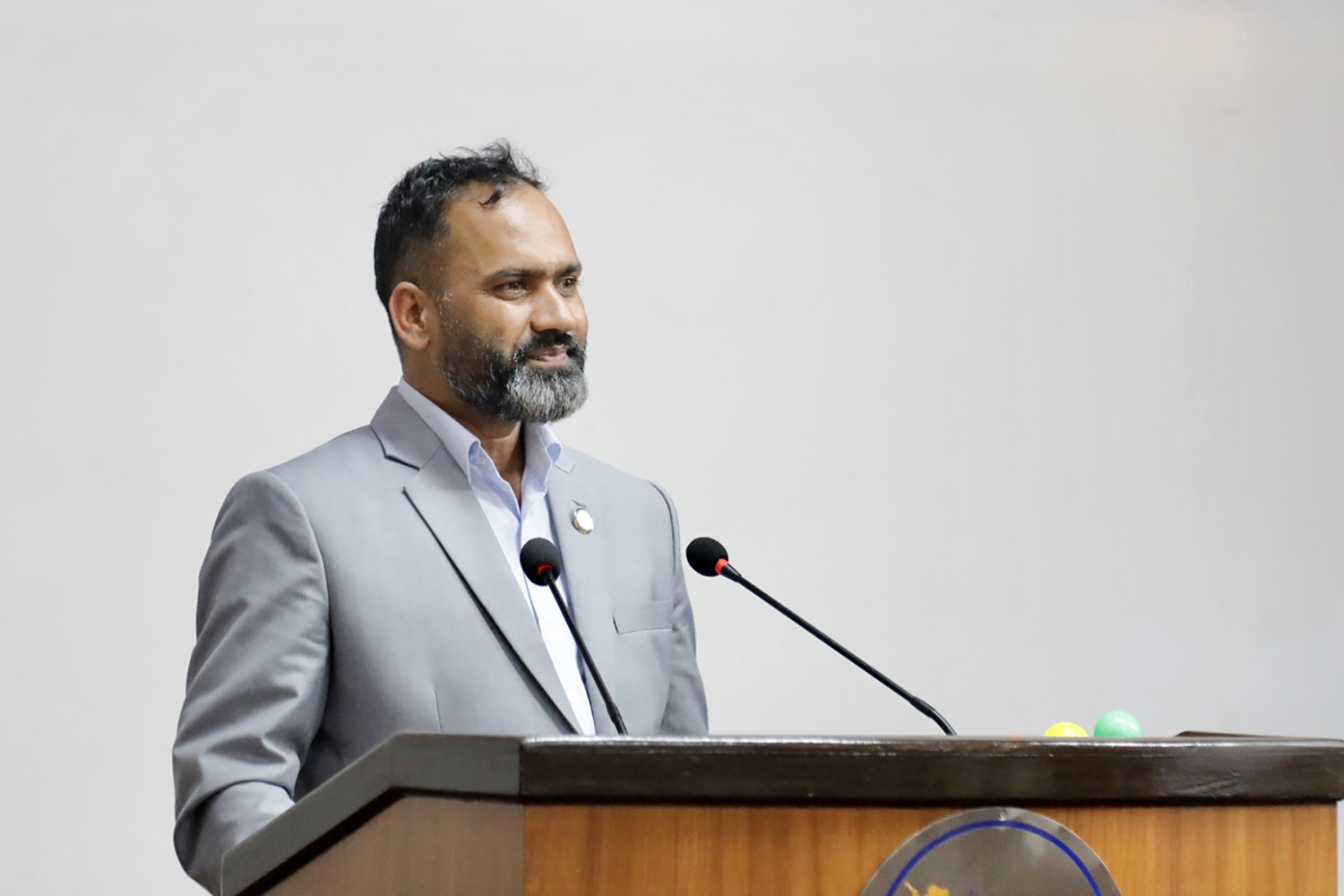 पर्याप्त यात्री नहुँदा सुनथराली विमानस्थल नियमित सञ्चालन हुन सकेनः मन्त्री पौडेल