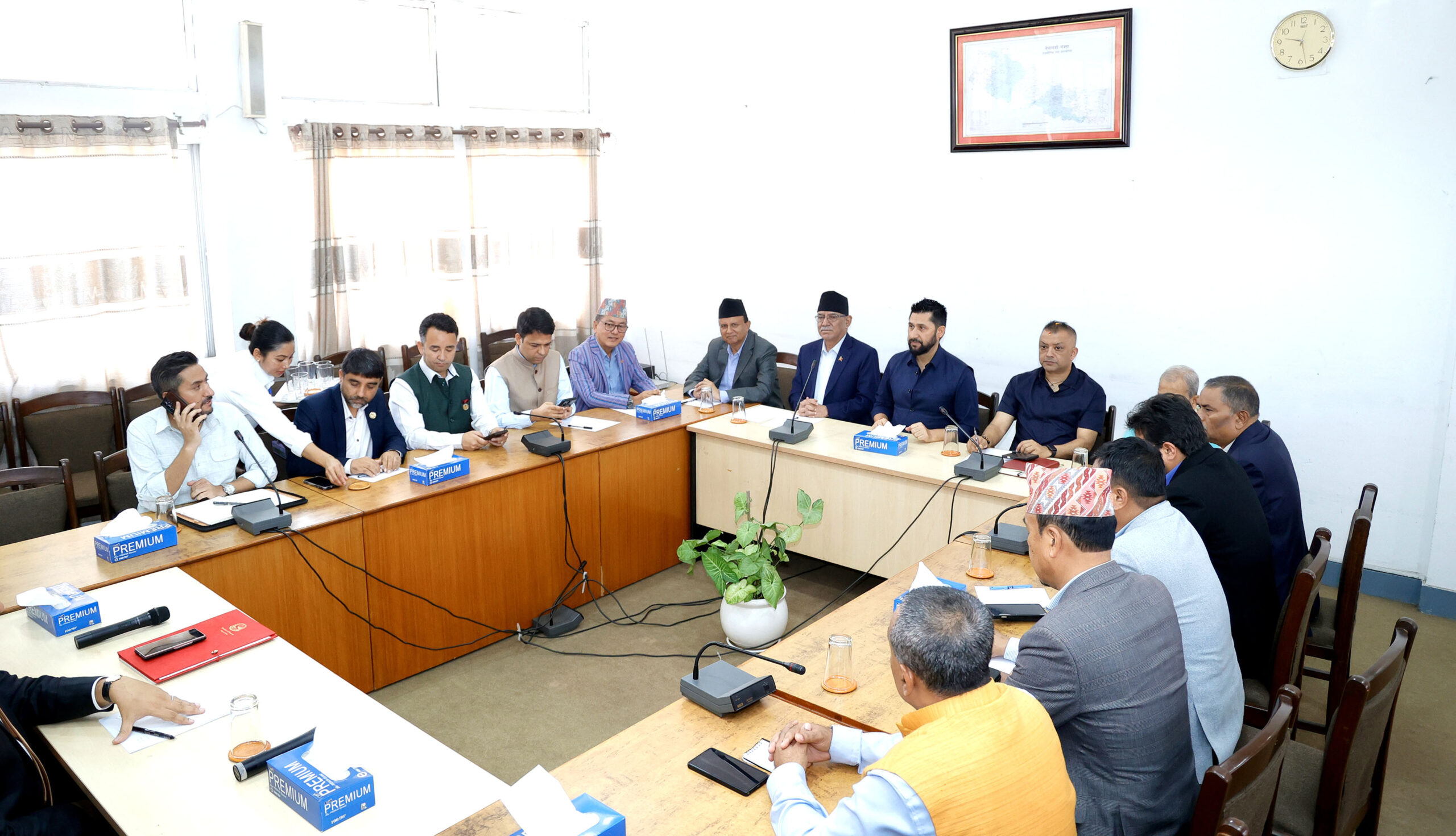 सर्वदलीय बैठकः उद्धार र राहतमा राजनीतिक प्रतिस्पर्धाभन्दा सहकार्यलाई ध्यानमा दिइने