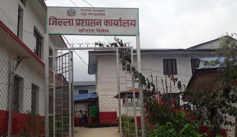 भोटेकोशी बाढीः खोटाङका नागरिकको अवस्था बुझ्दै जिल्ला प्रशासन
