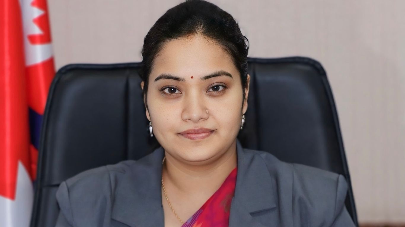 सरुवा भएका कर्मचारीलाई रमाना नदिए कार्यालय प्रमुख र लेखा प्रमुखबाट तलब असुलिने