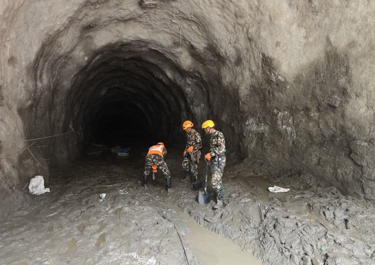 भोटेकोशी बाढीः एक हजार ३० शवको सुरक्षित व्यवस्थापन