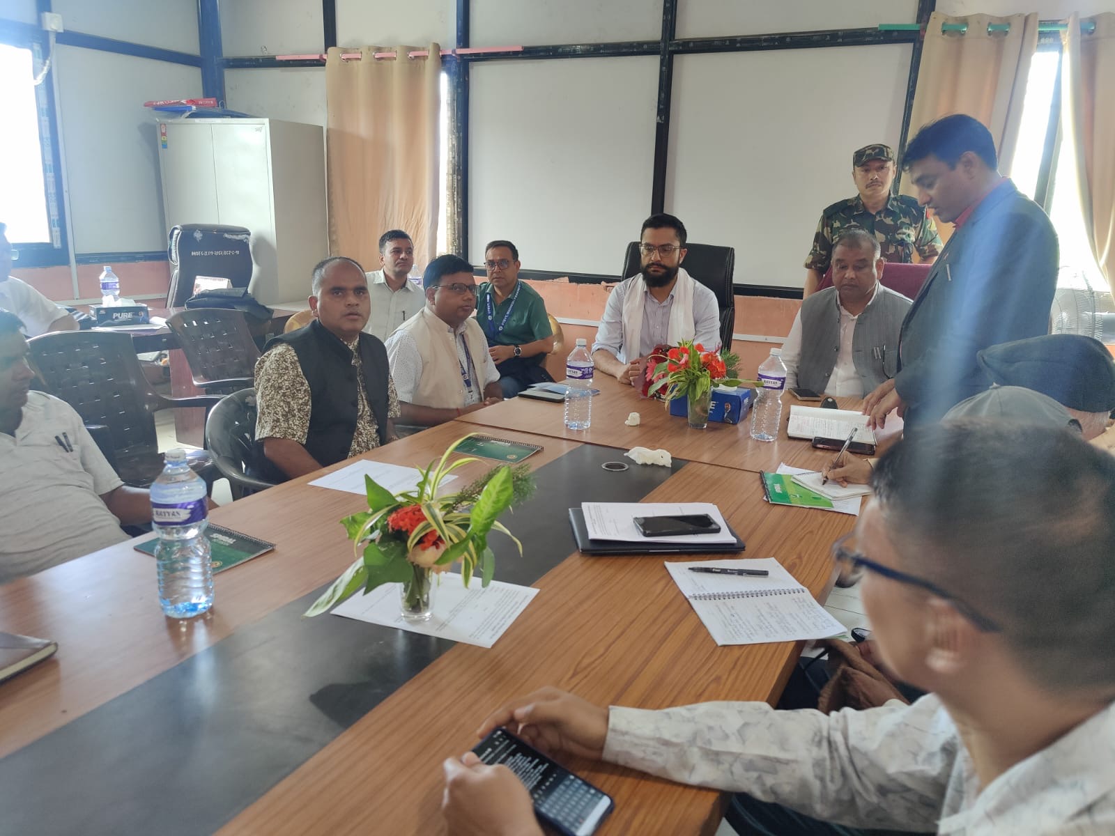 शिक्षामन्त्रीद्वारा राष्ट्रिय पाठ्यक्रम प्रारूप परिमार्जनबारे मधेसमा छलफल