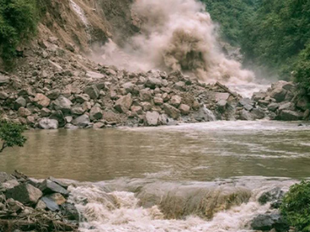 किम्रुङखोलाको बहाव पूर्ववत् अवस्थामा छ,जोखिम छैन : वडाध्यक्ष गुरुङ