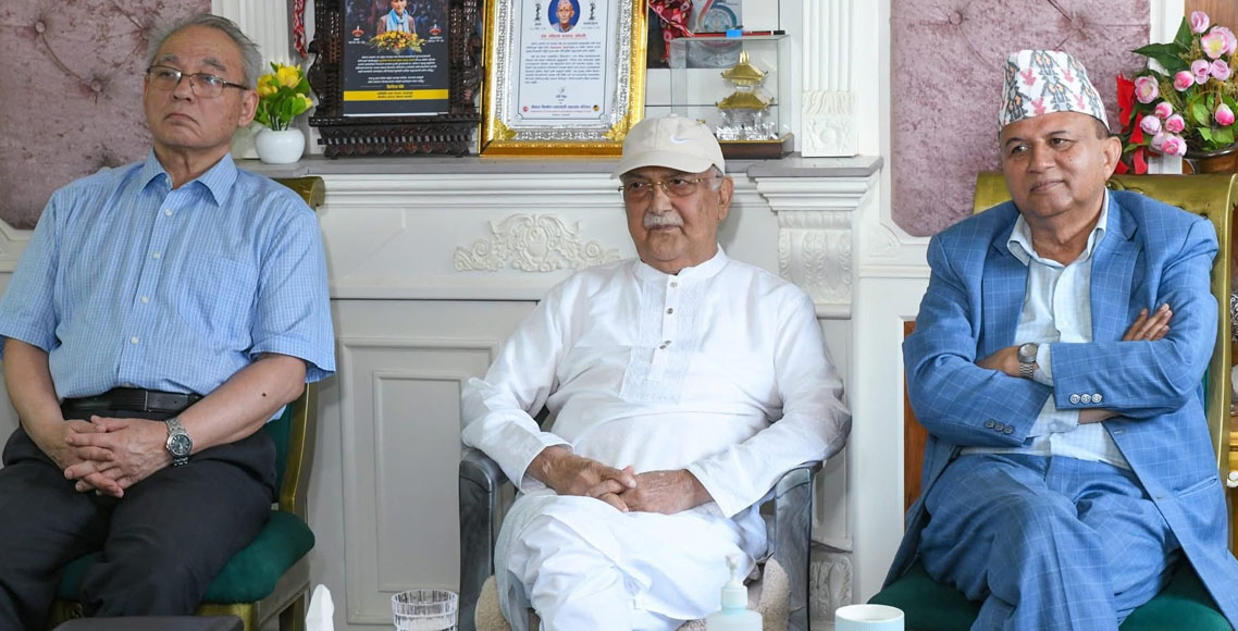 ‘एमाले पुनर्गठन कार्यदलको बैठक आह्वान, ६५ पृष्ठको प्रतिवेदनमाथि छलफल हुने’